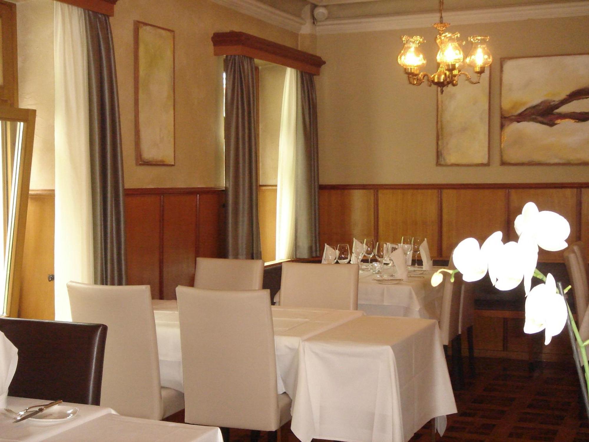Hotel Eden Sisikon Екстериор снимка